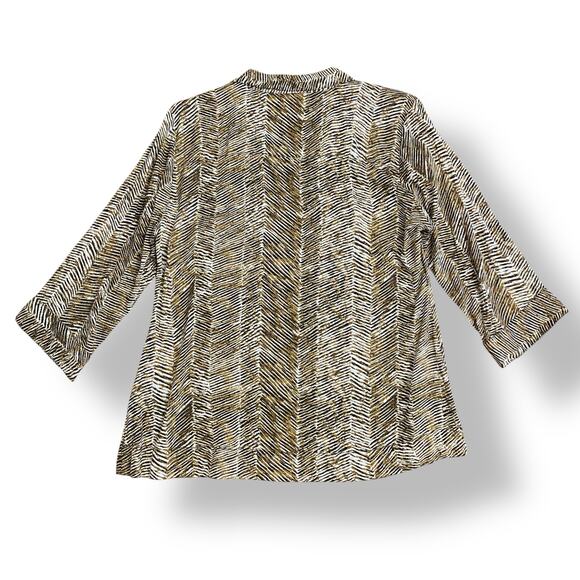Masai Badutta Top V-Neck 3/4 Sleeve Size Small in color Tapenade - Picture 5 of 7